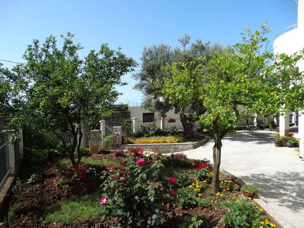 Apartments Ilinka Budva Luaran gambar